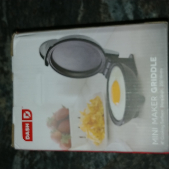Dash Mini Maker Grill - Picture 5 of 7